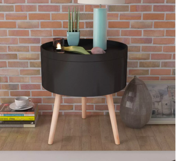 Moderne og funktionelt sidebord