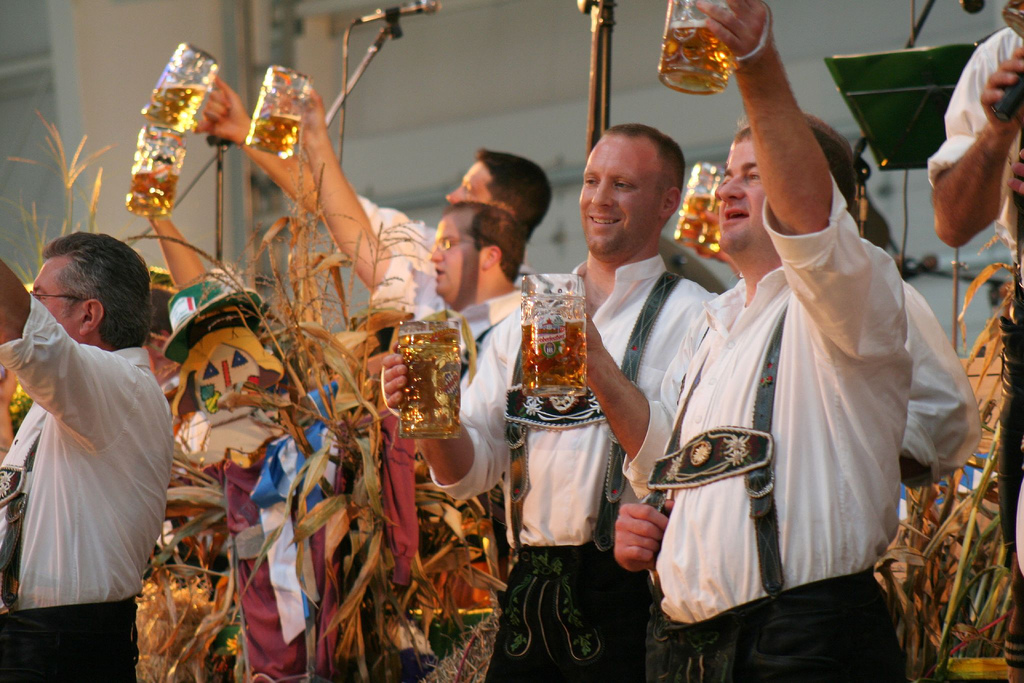Oktober = Oktoberfest = Fadøl!